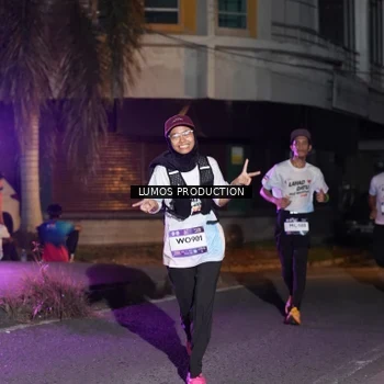 Runner Photo 7984408
