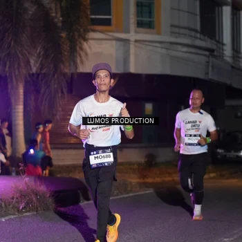 Runner Photo 7984420