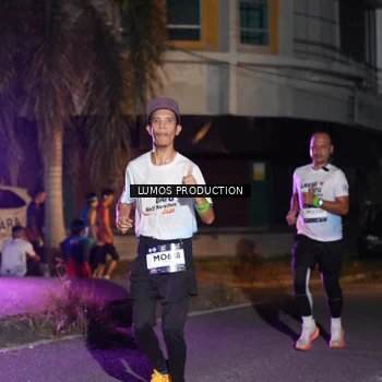 Runner Photo 7984421