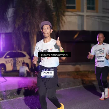 Runner Photo 7984436