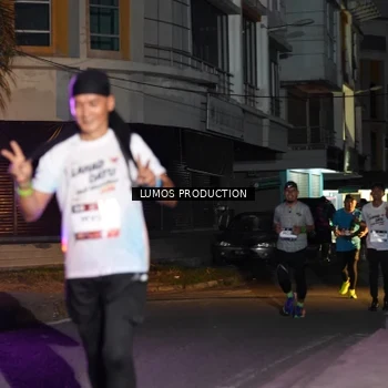 Runner Photo 7984535