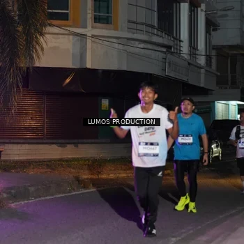 Runner Photo 7984574