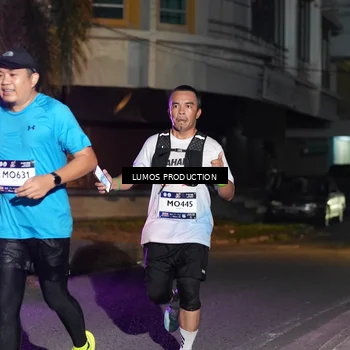 Runner Photo 7984610