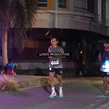 Runner Photo 7984623