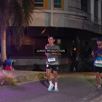 Runner Photo 7984624