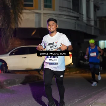 Runner Photo 7984664
