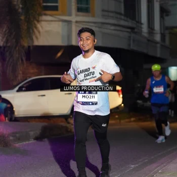 Runner Photo 7984665