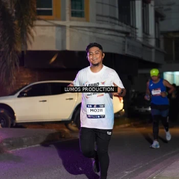 Runner Photo 7984666