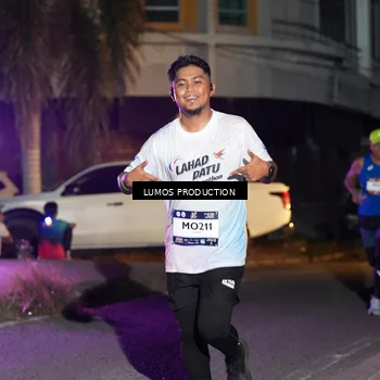 Runner Photo 7984671