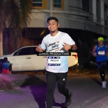 Runner Photo 7984677