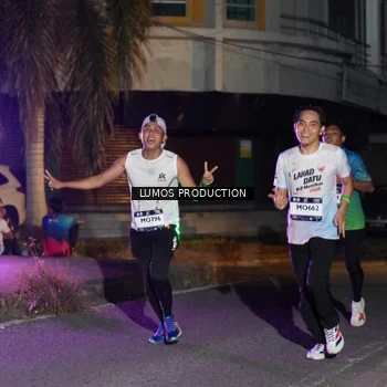 Runner Photo 7984737