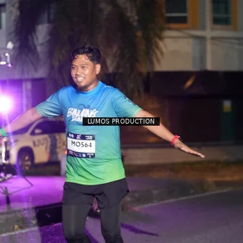 Runner Photo 7984762