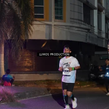 Runner Photo 7984768