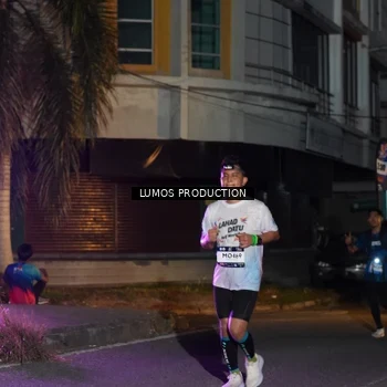 Runner Photo 7984770