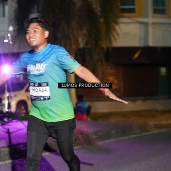 Runner Photo 7984773