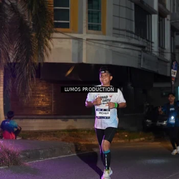 Runner Photo 7984775
