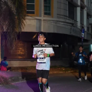 Runner Photo 7984790
