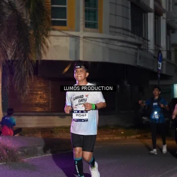 Runner Photo 7984791