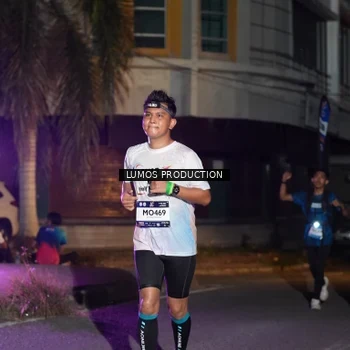 Runner Photo 7984792