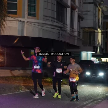 Runner Photo 7984983