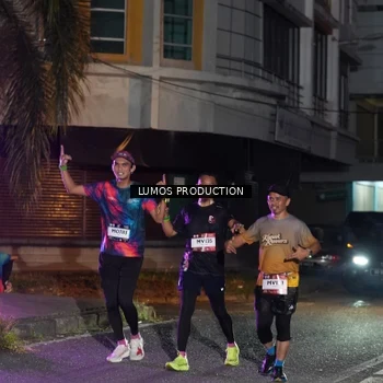 Runner Photo 7985003