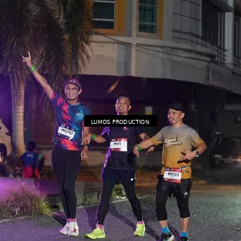 Runner Photo 7985018