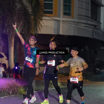 Runner Photo 7985020