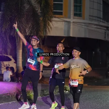 Runner Photo 7985033