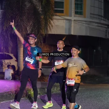 Runner Photo 7985035