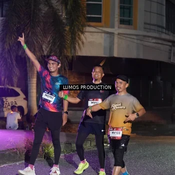 Runner Photo 7985037
