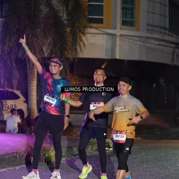 Runner Photo 7985038