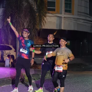 Runner Photo 7985048