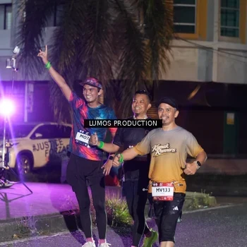 Runner Photo 7985060