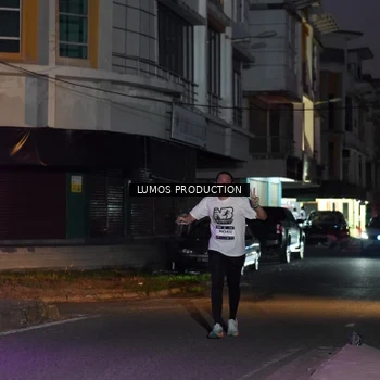 Runner Photo 7985072