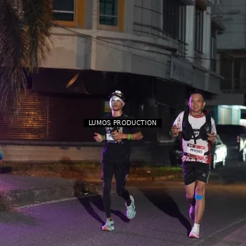Runner Photo 7985152