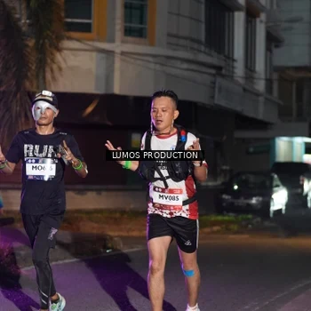 Runner Photo 7985163