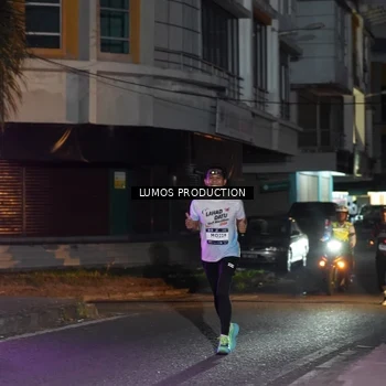 Runner Photo 7985180