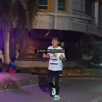 Runner Photo 7985188