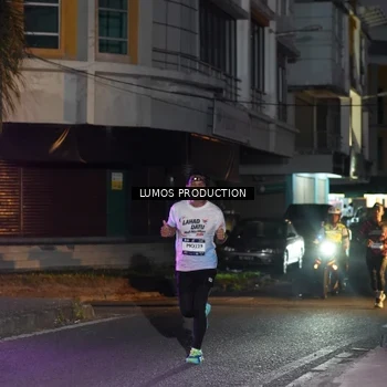 Runner Photo 7985191