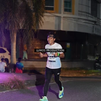 Runner Photo 7985194