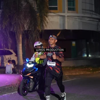 Runner Photo 7985216