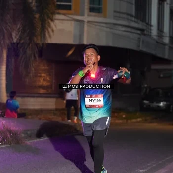 Runner Photo 7985270