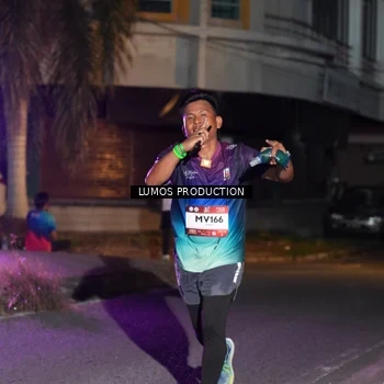 Runner Photo 7985271