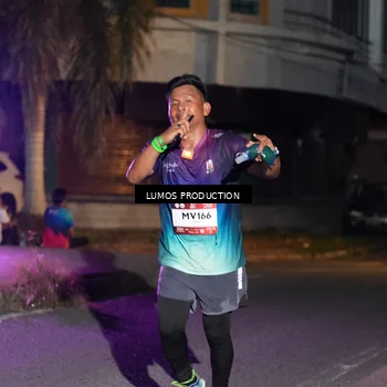 Runner Photo 7985274