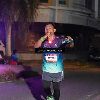Runner Photo 7985275
