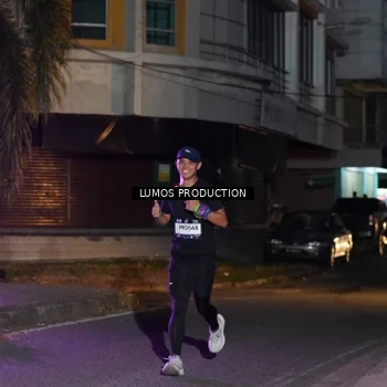 Runner Photo 7985298