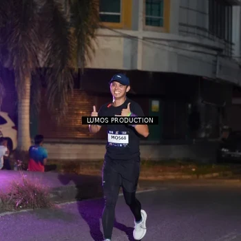 Runner Photo 7985302