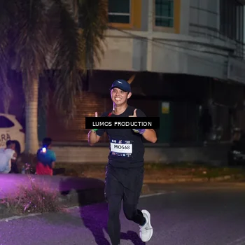 Runner Photo 7985305