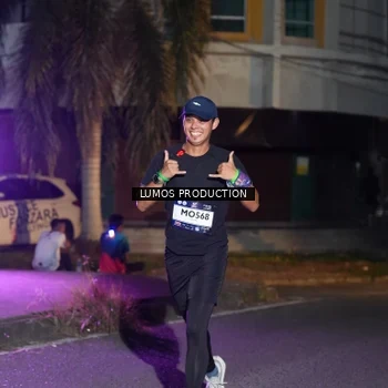 Runner Photo 7985315
