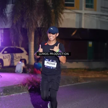 Runner Photo 7985316